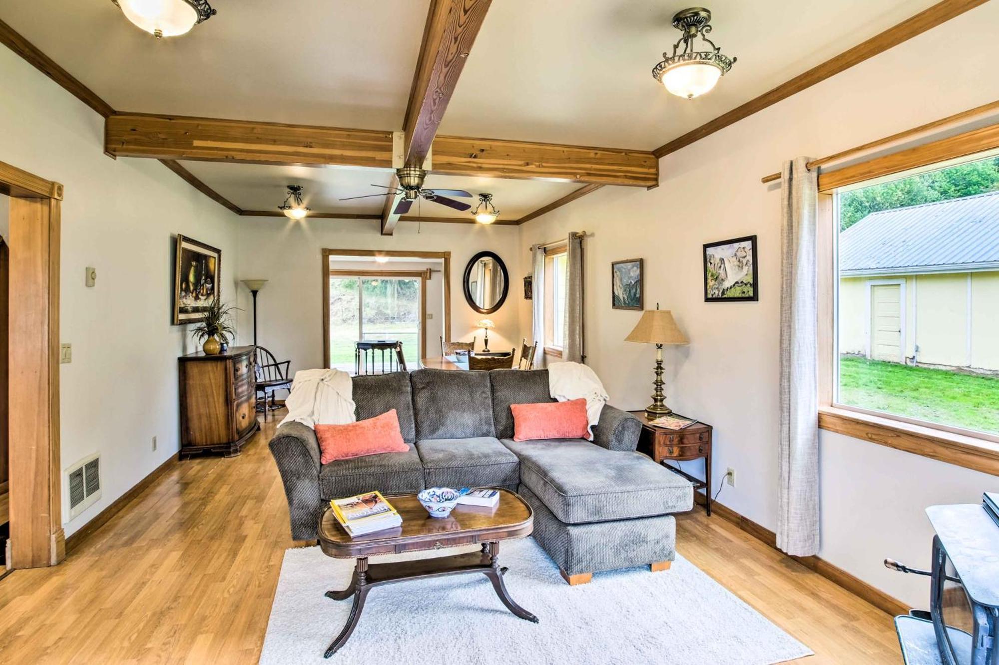 Quaint Coquille Getaway Near Beaches And Parks! 外观 照片
