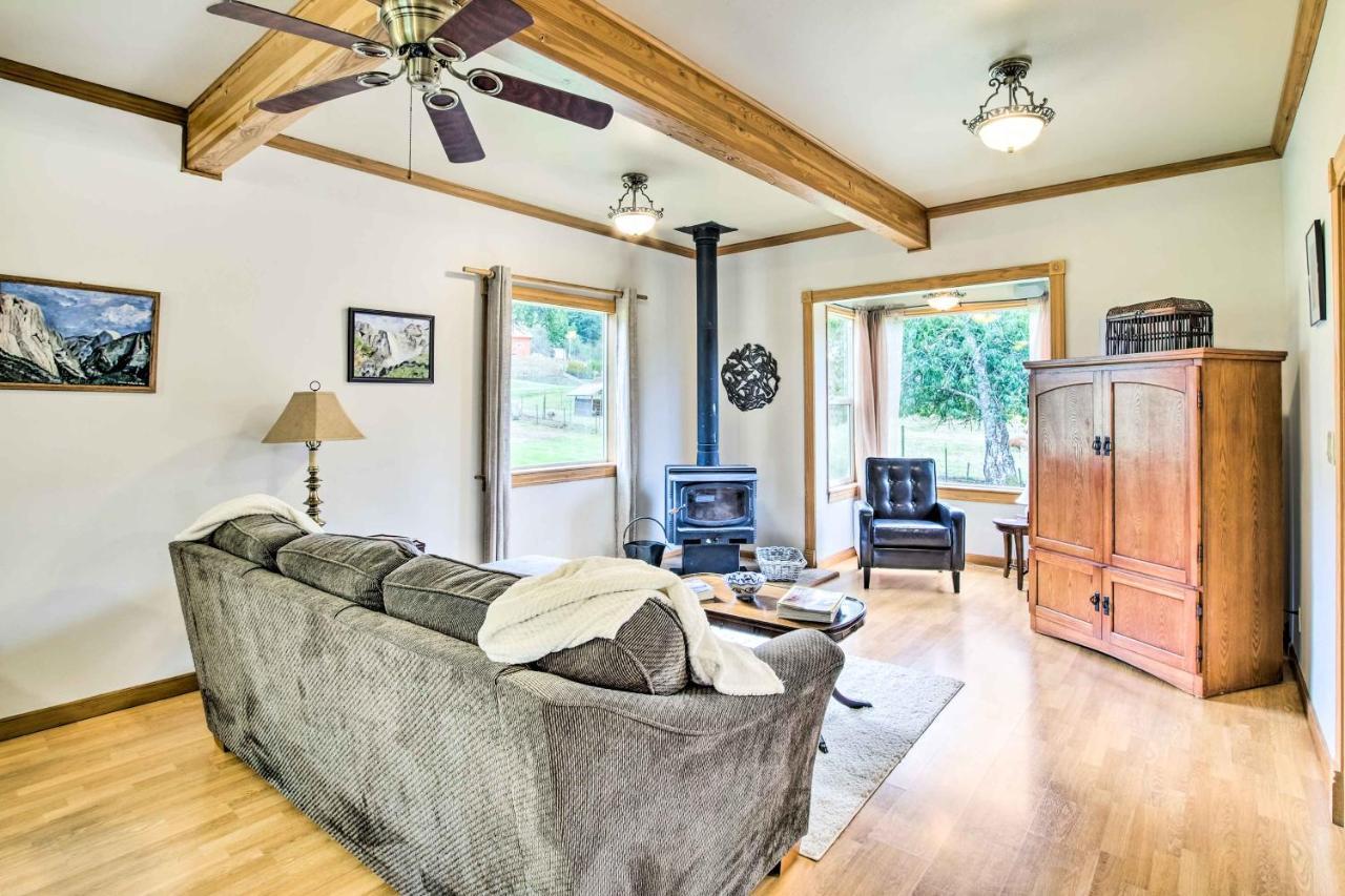 Quaint Coquille Getaway Near Beaches And Parks! 外观 照片