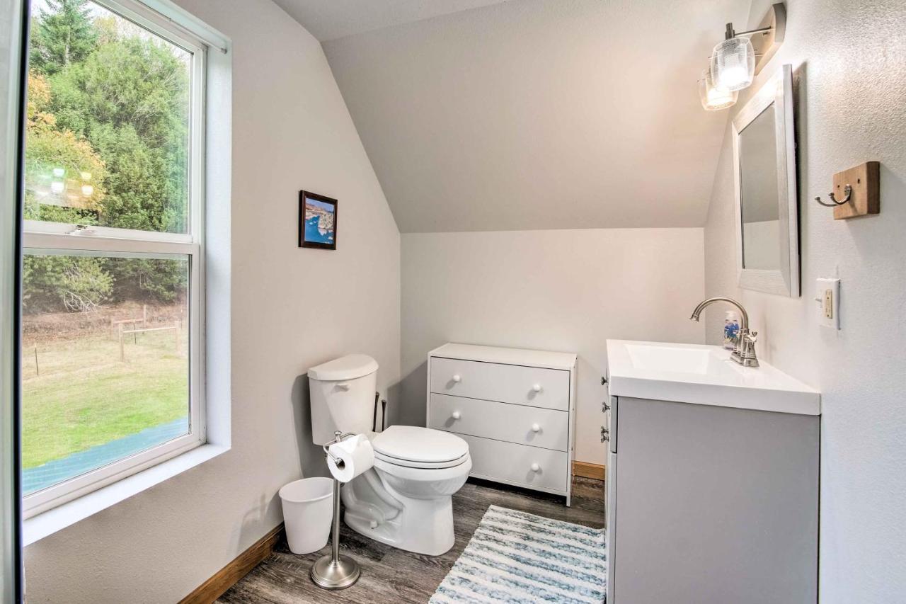 Quaint Coquille Getaway Near Beaches And Parks! 外观 照片